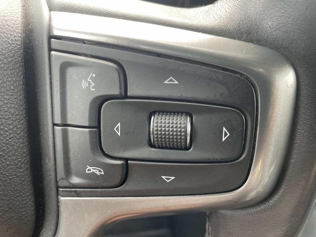 Photo of 2022 Summit White Chevrolet Silverado 1500