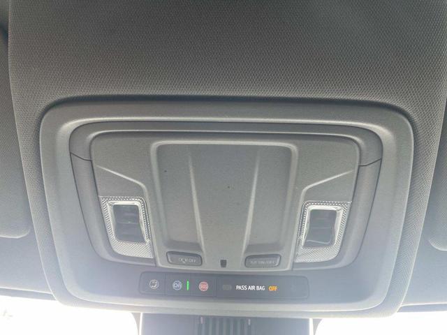Photo of 2022 Summit White Chevrolet Silverado 1500