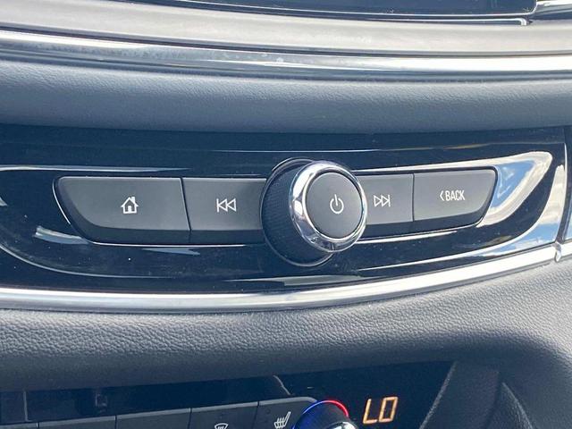 Photo of 2022 Quicksilver Metallic Buick Enclave