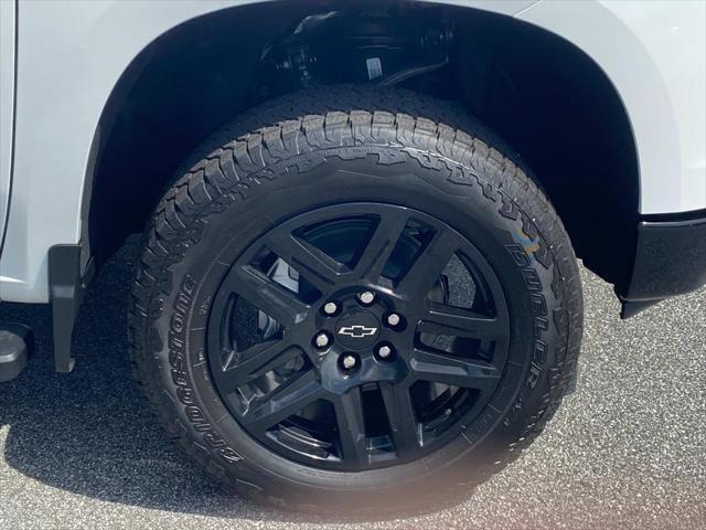 Photo of 2025 Summit White Chevrolet Silverado 1500