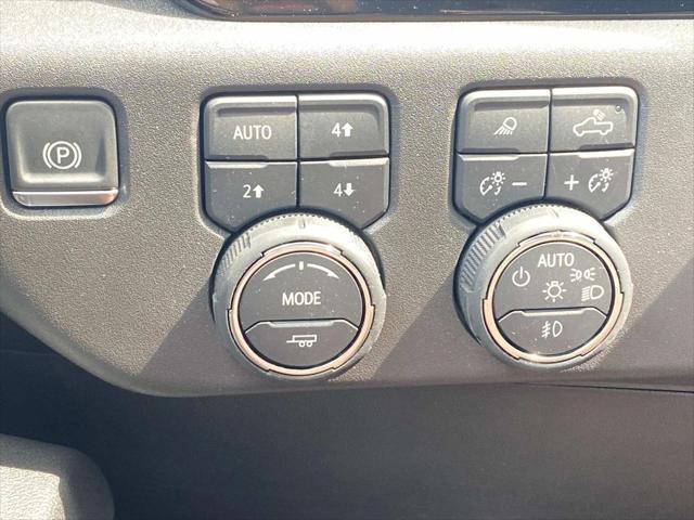Photo of 2025 Summit White Chevrolet Silverado 1500