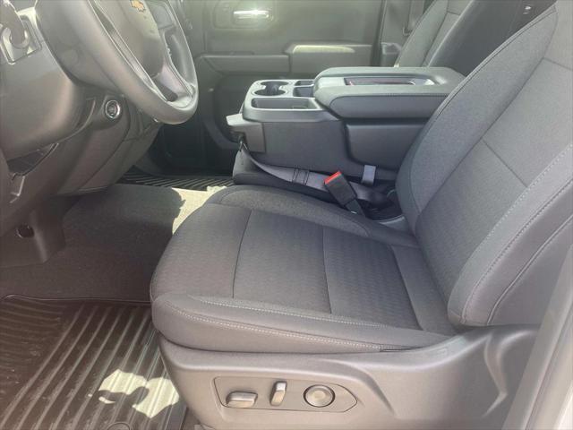Photo of 2025 Summit White Chevrolet Silverado 1500
