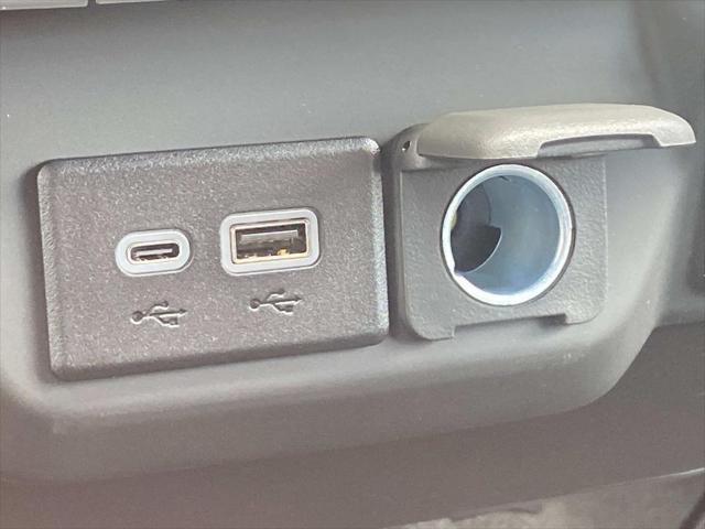 Photo of 2025 Summit White Chevrolet Silverado 1500