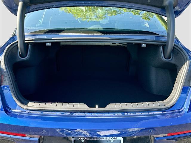 Photo of 2025 Yacht Blue Kia K5