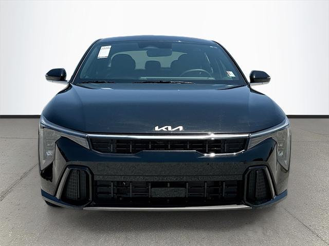 Photo of 2025 Aurora Blue Kia K4