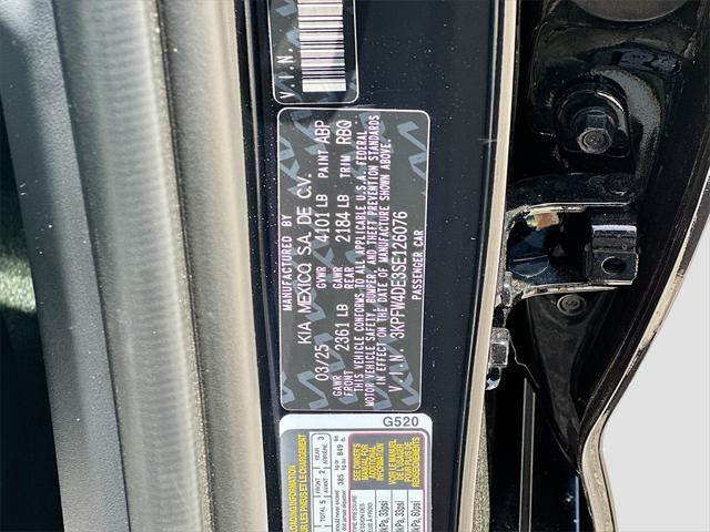 Photo of 2025 Aurora Blue Kia K4