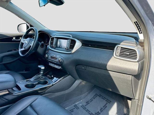 Photo of 2020 Everlasting Silver Kia Sorento