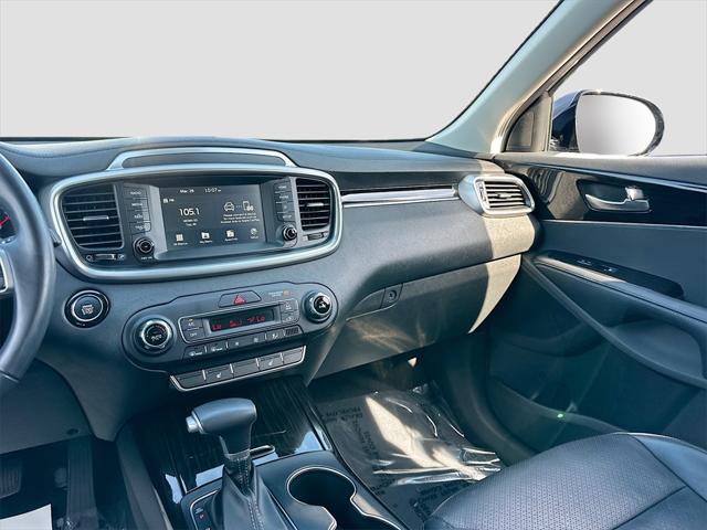 Photo of 2020 Everlasting Silver Kia Sorento