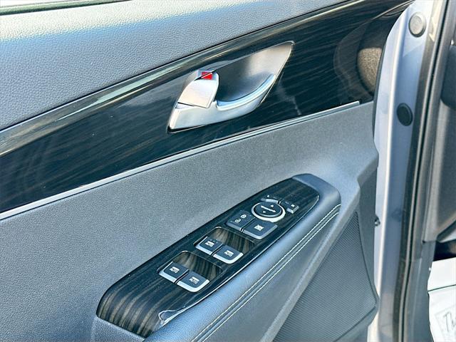 Photo of 2020 Everlasting Silver Kia Sorento