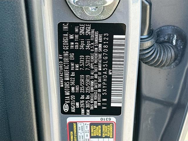 Photo of 2020 Everlasting Silver Kia Sorento