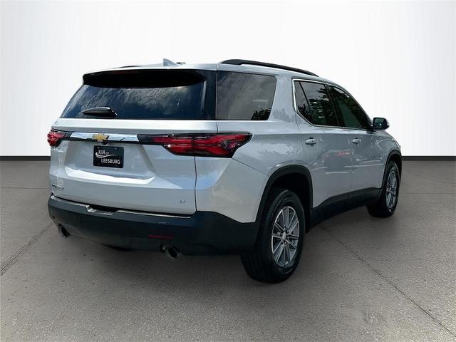 Photo of 2022 Silver Ice Metallic Chevrolet Traverse