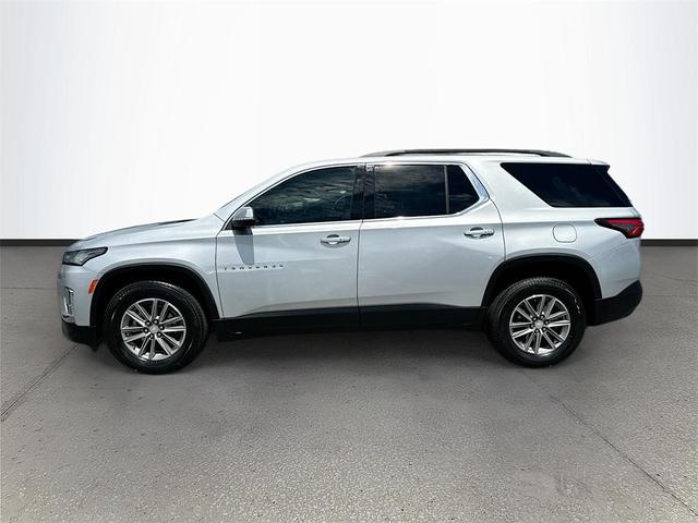 Photo of 2022 Silver Ice Metallic Chevrolet Traverse