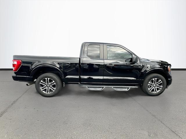 Photo of 2023 Agate Black Metallic Ford F-150
