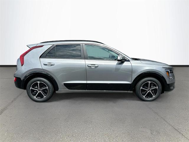 Photo of 2025 Steel Kia Niro