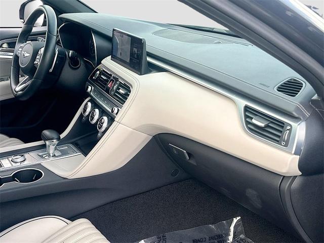 Photo of 2023 Makalu Gray Genesis G70