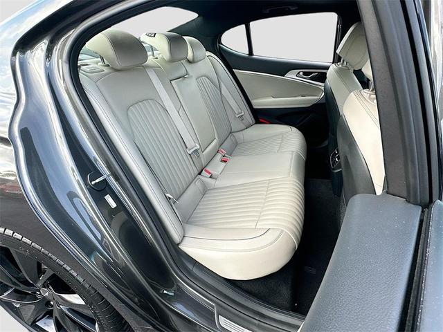 Photo of 2023 Makalu Gray Genesis G70