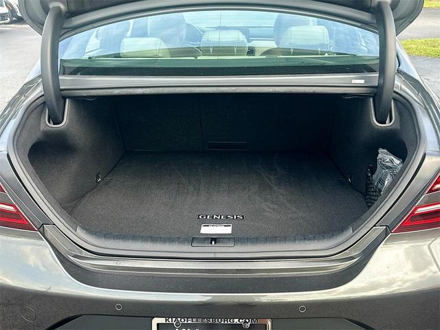 Photo of 2023 Makalu Gray Genesis G70