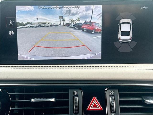 Photo of 2023 Makalu Gray Genesis G70