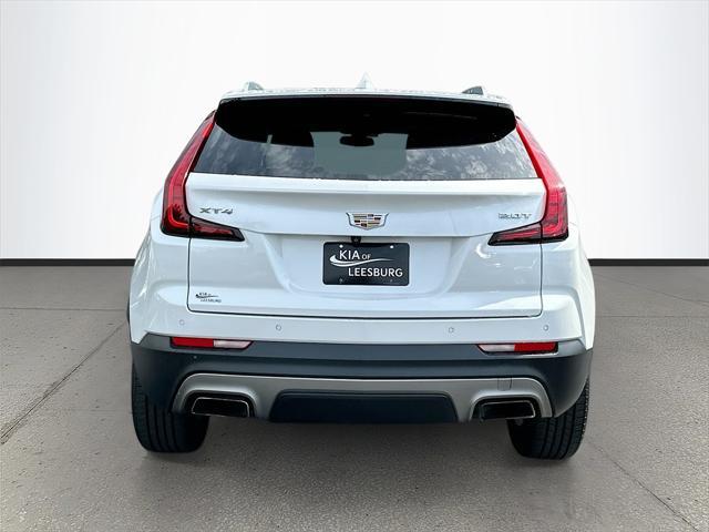 Photo of 2019 Crystal White Tricoat Cadillac XT4