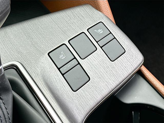 Photo of 2026 Panthera Metal Gray Kia Sportage