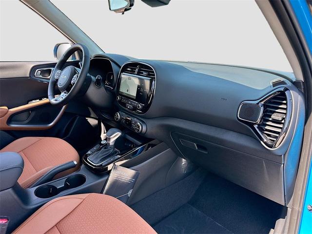Photo of 2025 Fusion Black Kia Soul