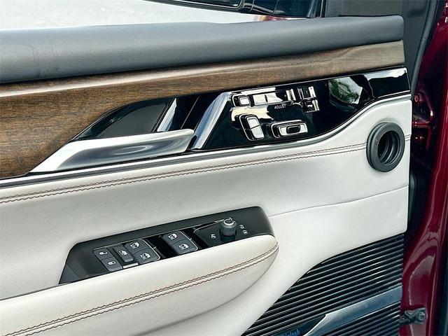 Photo of 2022 Velvet Red Pearlcoat Jeep Grand Wagoneer