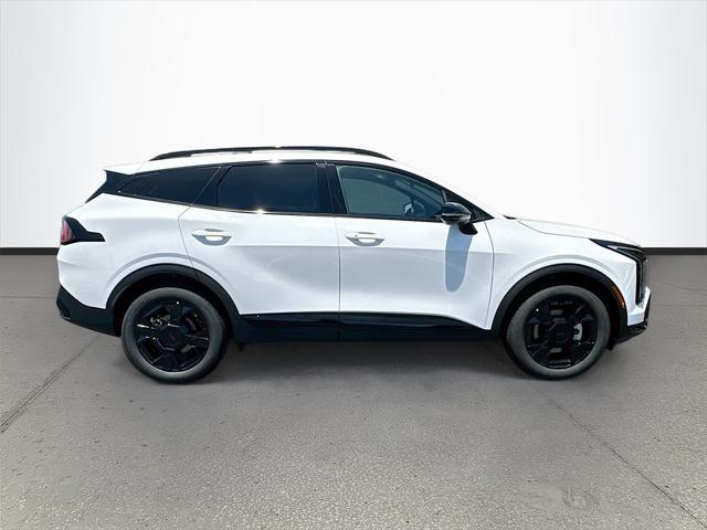 Photo of 2026 Glacial White Pearl Kia Sportage