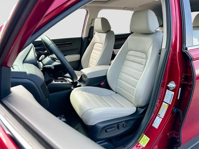 Photo of 2023 sparkle silver metallic Honda CR-V
