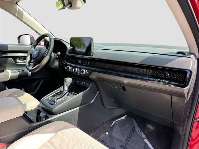 Photo of 2023 sparkle silver metallic Honda CR-V