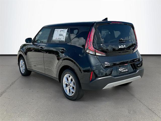 Photo of 2025 Fusion Black Kia Soul