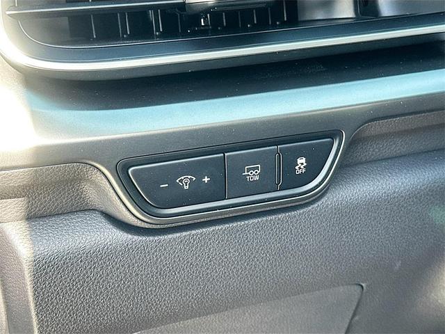 Photo of 2025 Panthera Metal Kia Carnival Hybrid