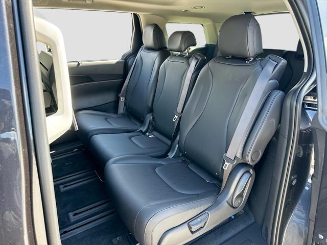 Photo of 2025 Panthera Metal Kia Carnival Hybrid