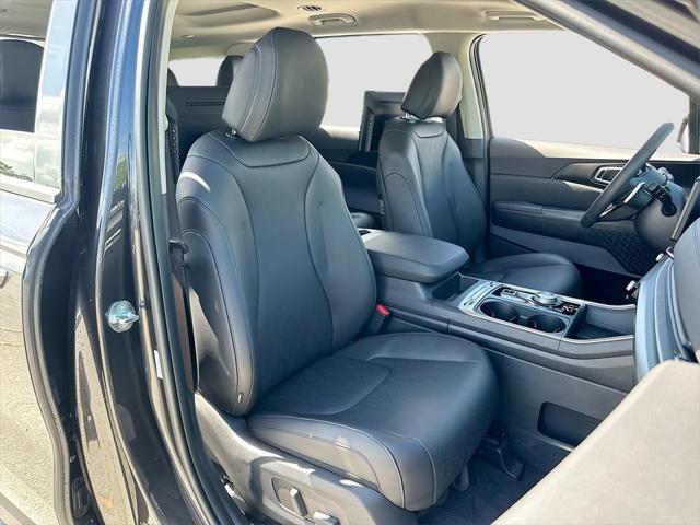 Photo of 2025 Panthera Metal Kia Carnival Hybrid