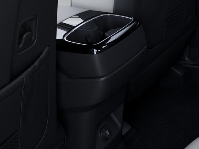 Photo of 2025 Everlasting Silver Kia Telluride