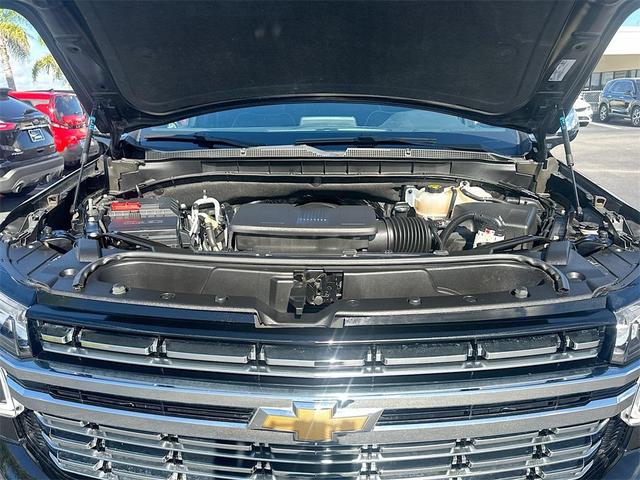 Photo of 2023 Black Chevrolet Suburban
