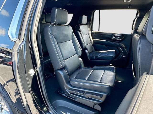 Photo of 2023 Black Chevrolet Suburban