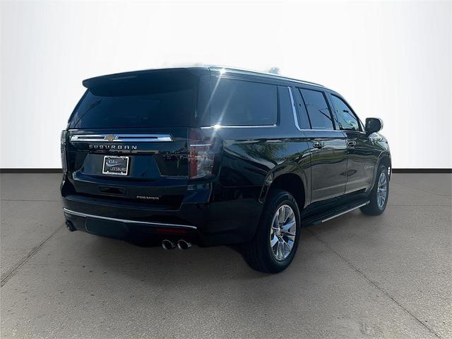 Photo of 2023 Black Chevrolet Suburban