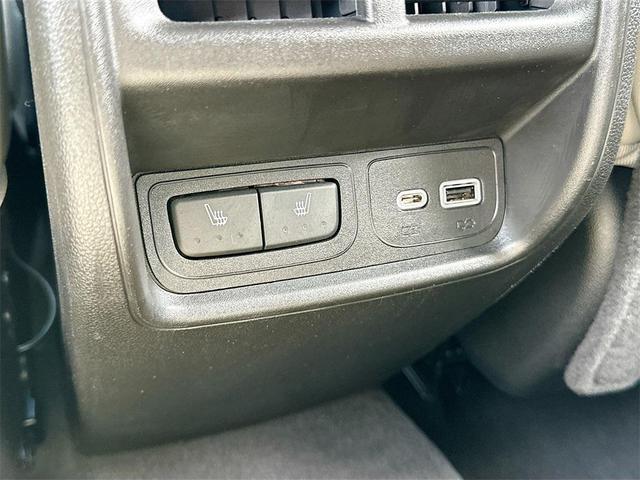 Photo of 2021 Crystal White Tricoat Cadillac XT4