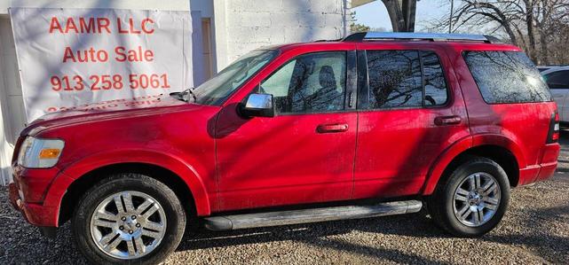 Photo of 2009 Sangria Red Clearcoat Metalic/Pueblo Gold Ford Explorer