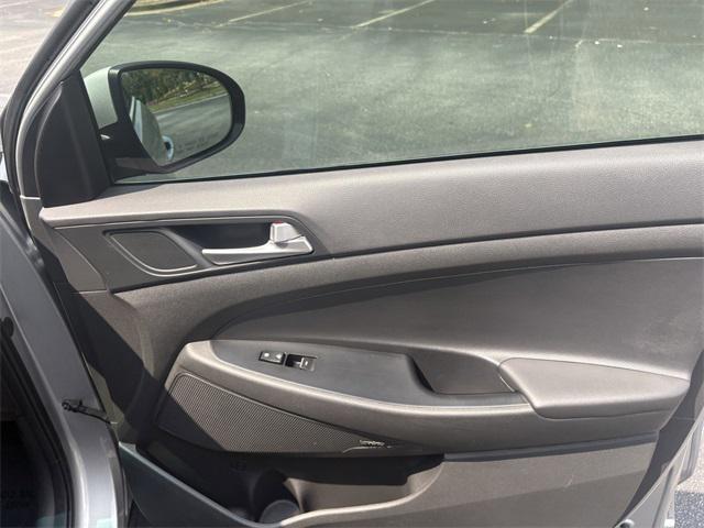 Photo of 2020 Stellar Silver Hyundai TUCSON