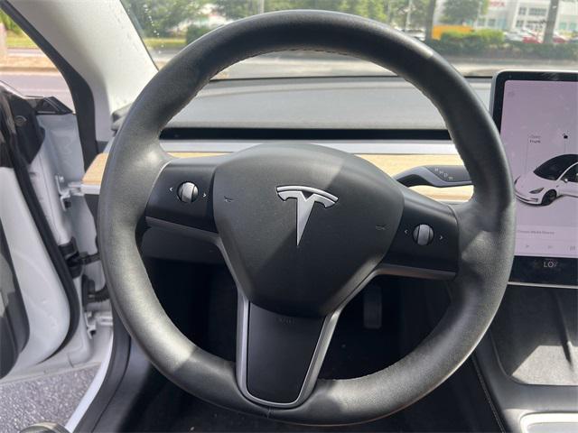 Photo of 2021 Pearl White Multi-Coat Tesla Model 3