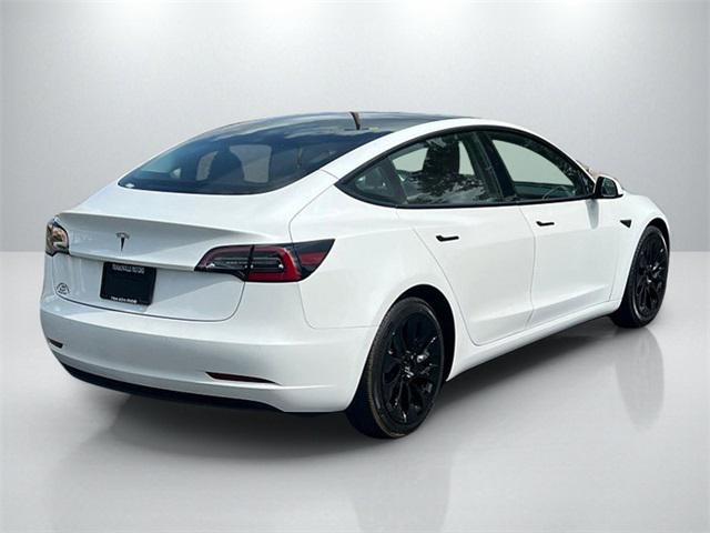 Photo of 2021 Pearl White Multi-Coat Tesla Model 3