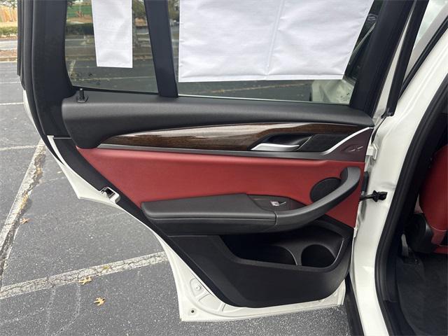 Photo of 2022 Alpine White BMW X3