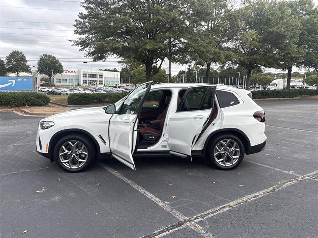 Photo of 2022 Alpine White BMW X3