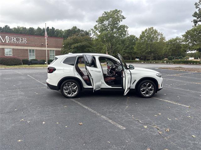 Photo of 2022 Alpine White BMW X3