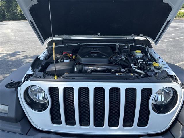Photo of 2021 Bright White Clearcoat Jeep Wrangler Unlimited