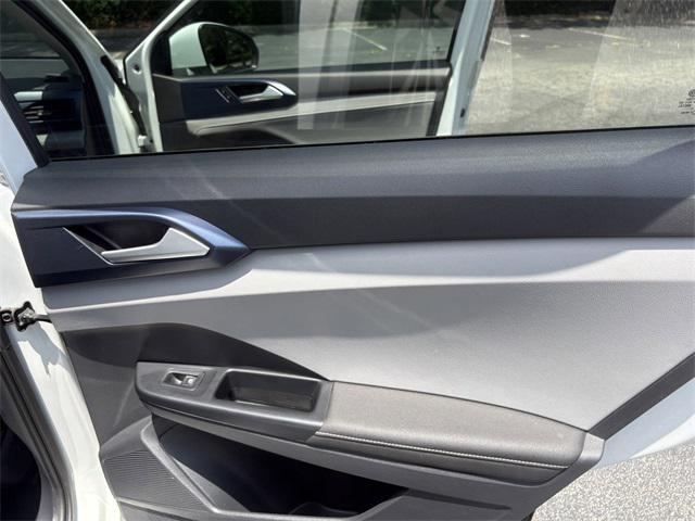 Photo of 2024 Gray Volkswagen Taos