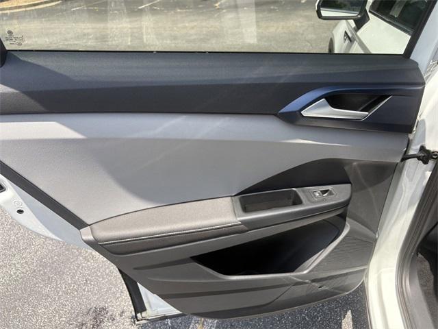 Photo of 2024 Gray Volkswagen Taos