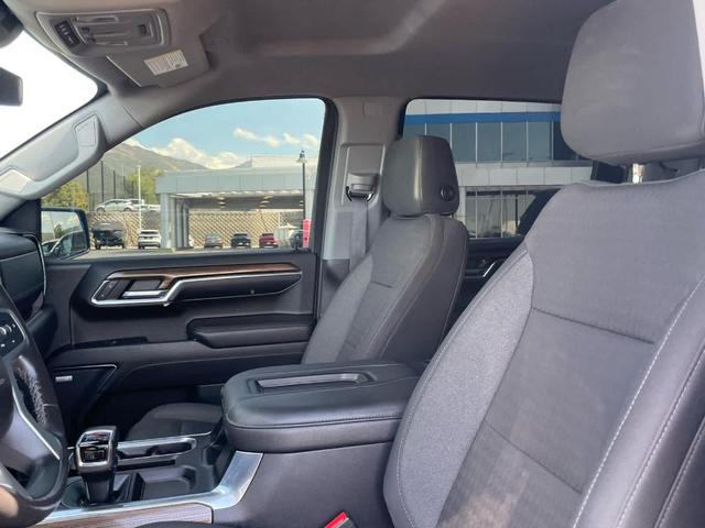 Photo of 2022 Glacier Blue Metallic Chevrolet Silverado 1500