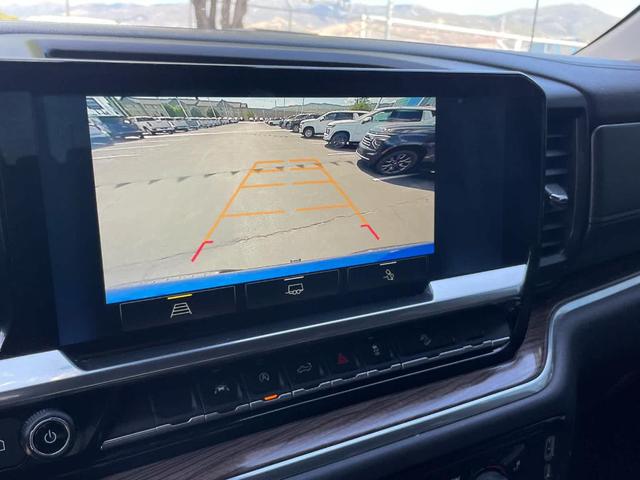 Photo of 2022 Glacier Blue Metallic Chevrolet Silverado 1500